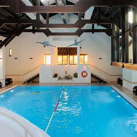 Algarve Luxury Experience - Situated Within The Pinecliffs