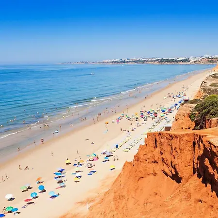 Algarve Luxury Experience - Situated Within The Pinecliffs