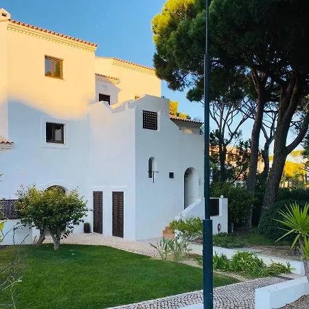 Algarve Luxury Experience - Situated Within The Pinecliffs